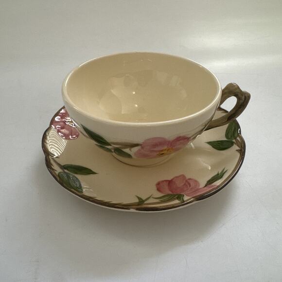 Vintage Franciscan Desert Rose Tea Cups and Saucers USA Made Set of 4 EUC - Picture 3 of 9